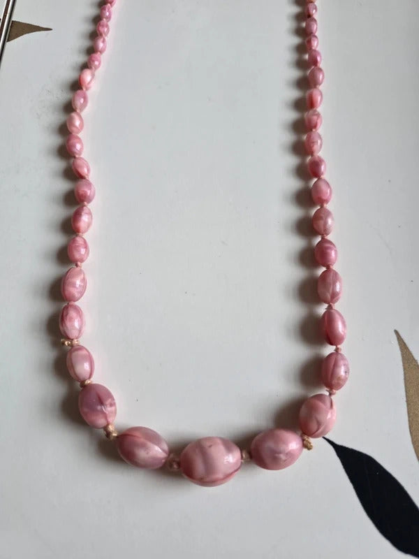 Vintage 1930s czech Mottled Pink Glass Graduated Bead Necklace – Long Strand