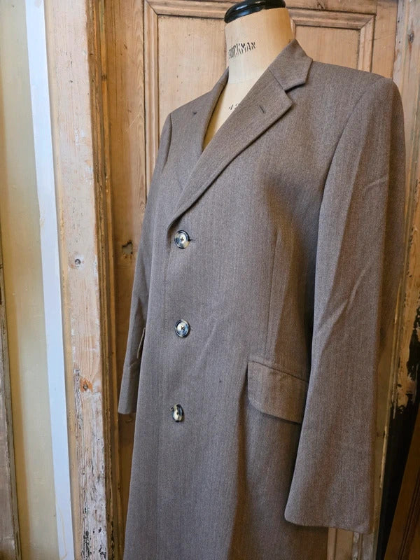Vintage 1960s single breasted worsted savil row style coat