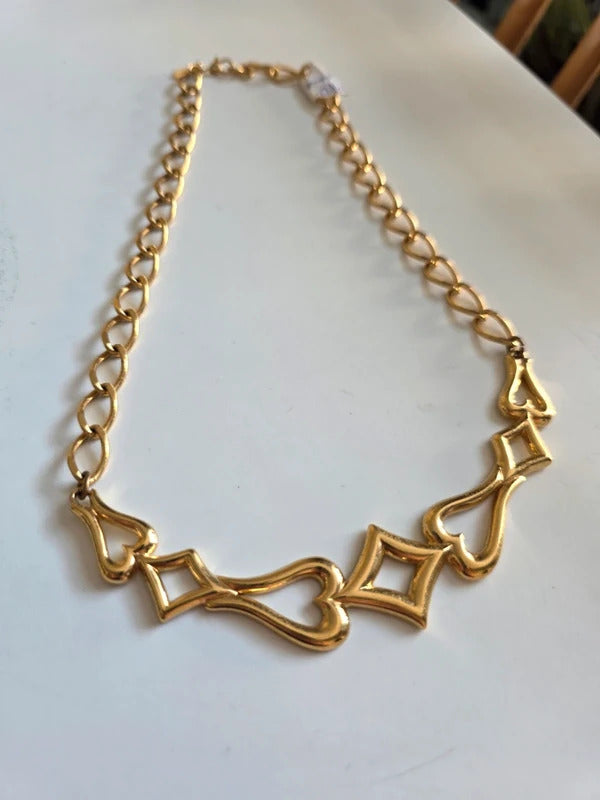 Vintage 1980s 1990s Monet Gold Tone Openwork Collier Necklace