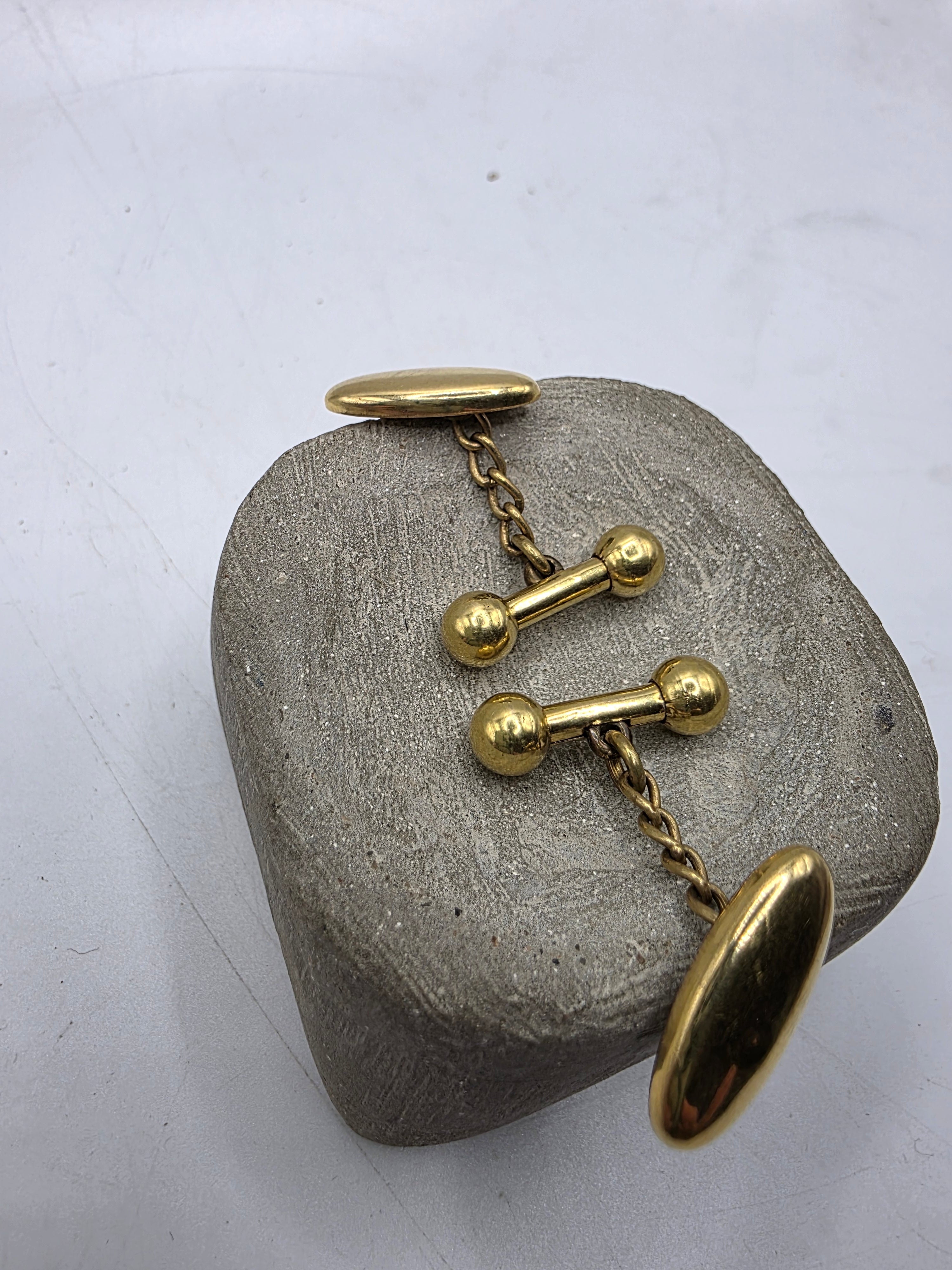 Vintage 1930s gold tone classic oval cufflinks