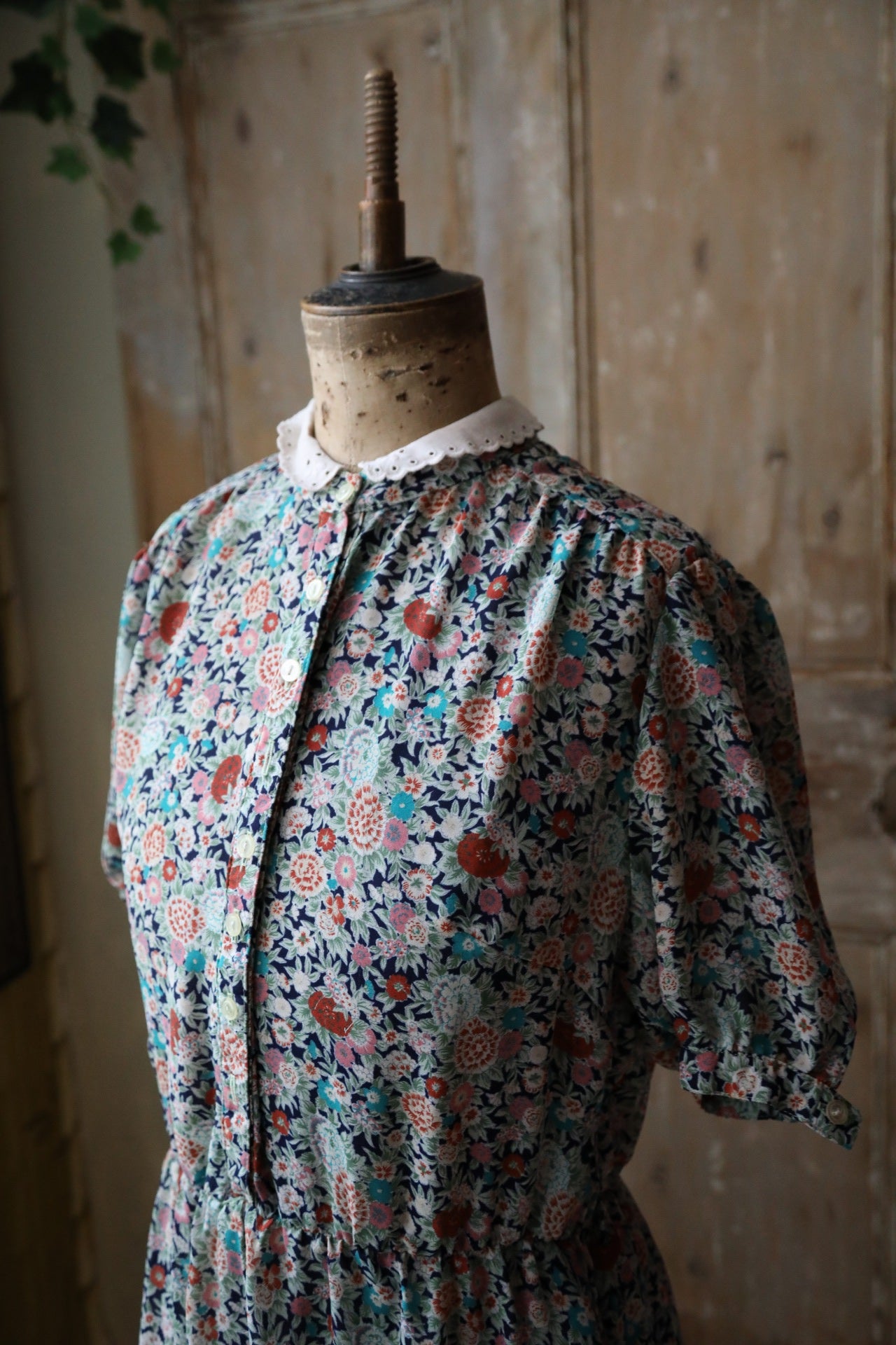 Vintage 1990s Floral Cottagecore Dress – Button Down – William Morris-Inspired
