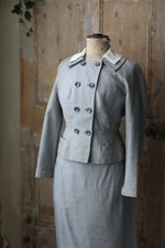 Load image into Gallery viewer, Vintage late 1940s Rensoir original two piece wool ladies suit. Dogtooth
