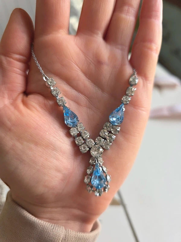 Vintage 1950s Blue Rhinestone Drop Necklace
Description: