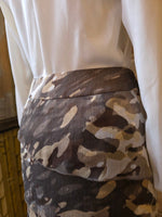 Load image into Gallery viewer, Vintage Y2K Betty Barclay Tiered Camo Skirt pietra| Chiffon Overlay | Grey Print | W30"
