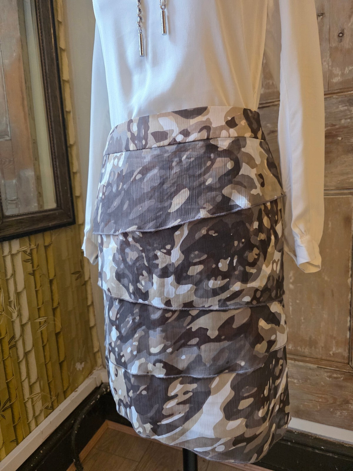 Vintage Y2K Betty Barclay Tiered Camo Skirt pietra| Chiffon Overlay | Grey Print | W30"