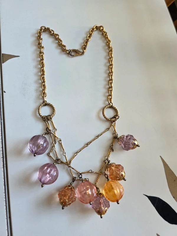 Vintage 1970s Moulded acrylic statement necklace
