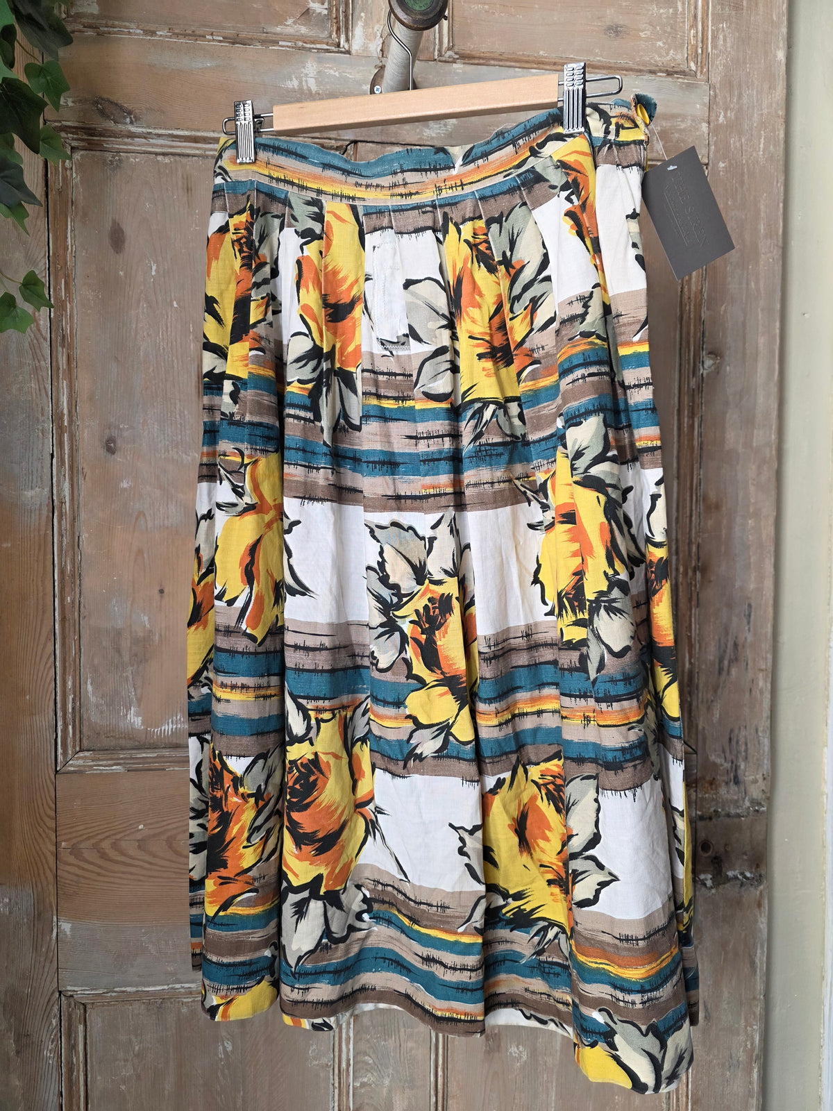 Vintage Late 1940s Yellow Rose Skirt – Make Do and Mend – Bold Floral – UK12