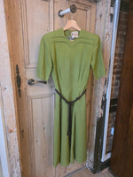 Load image into Gallery viewer, Late 1930s / Early 1940s Rembrandt Green Dress – Fitted Waist, Button Back, Pleated Skirt XS
