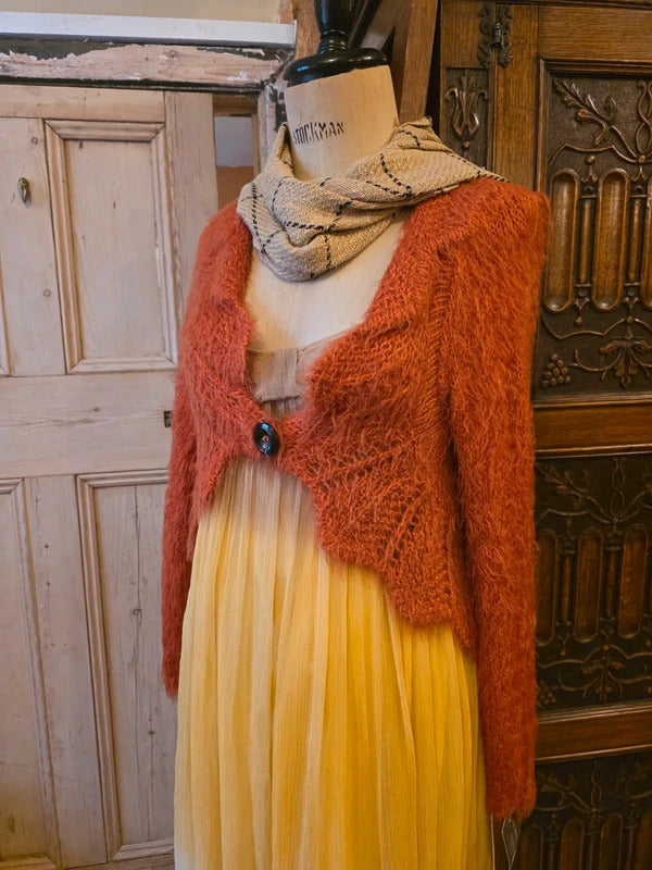 Vintage Y2K Orange Bolero-Style Cropped Crochet Cardigan – S/M