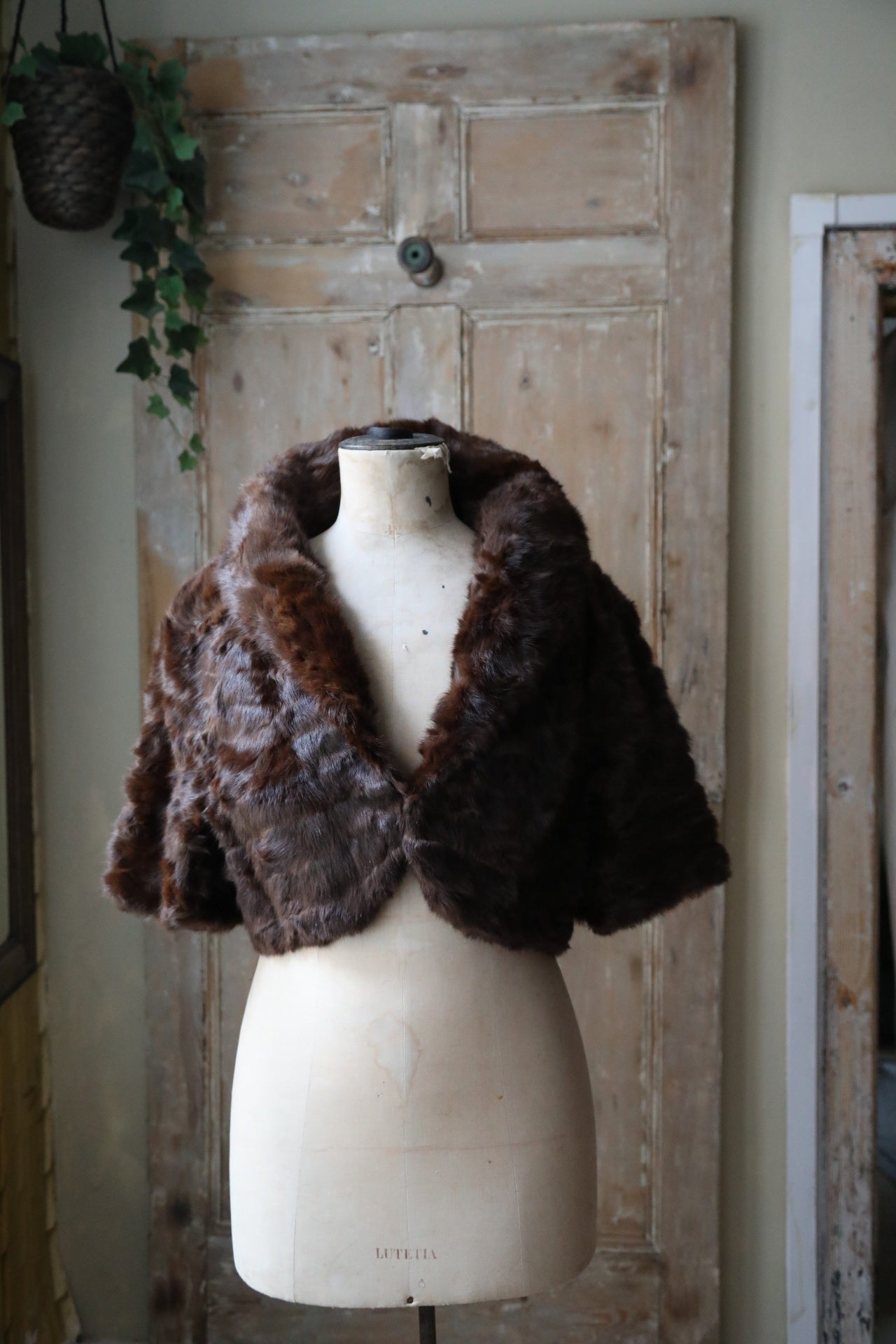 Vintage 1940s Mink Fur Coat – Dark Brown – Original Swing Cropped Evening Jacket