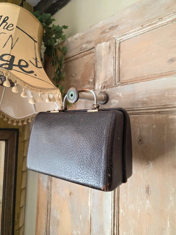 Vintage 1930s/1940s Leather Nurses Gladstone Bag Featured Call The Midwife