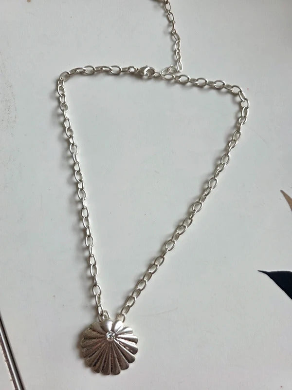 Vintage Pilgrim Silver Tone Shell Pendant Necklace