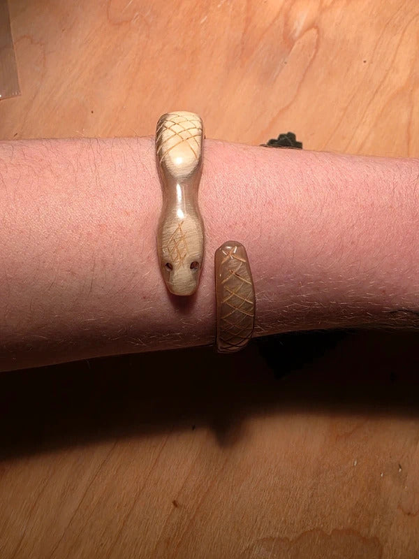 Vintage Art Deco Carved Snake Bangle Bracelet