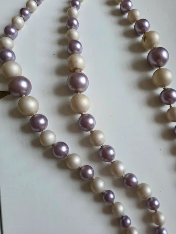 Vintage Late 1950s Faux Pearl Triple Strand Necklace – Lilac & Ivory Collier