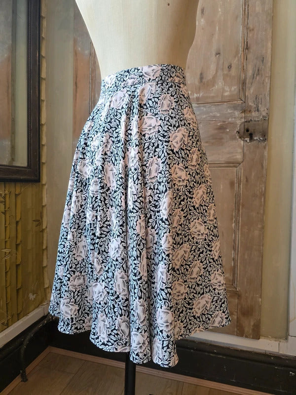 Vintage 1990s Aquascutum Circle Skirt in Sanderson Style Floral – UK 10