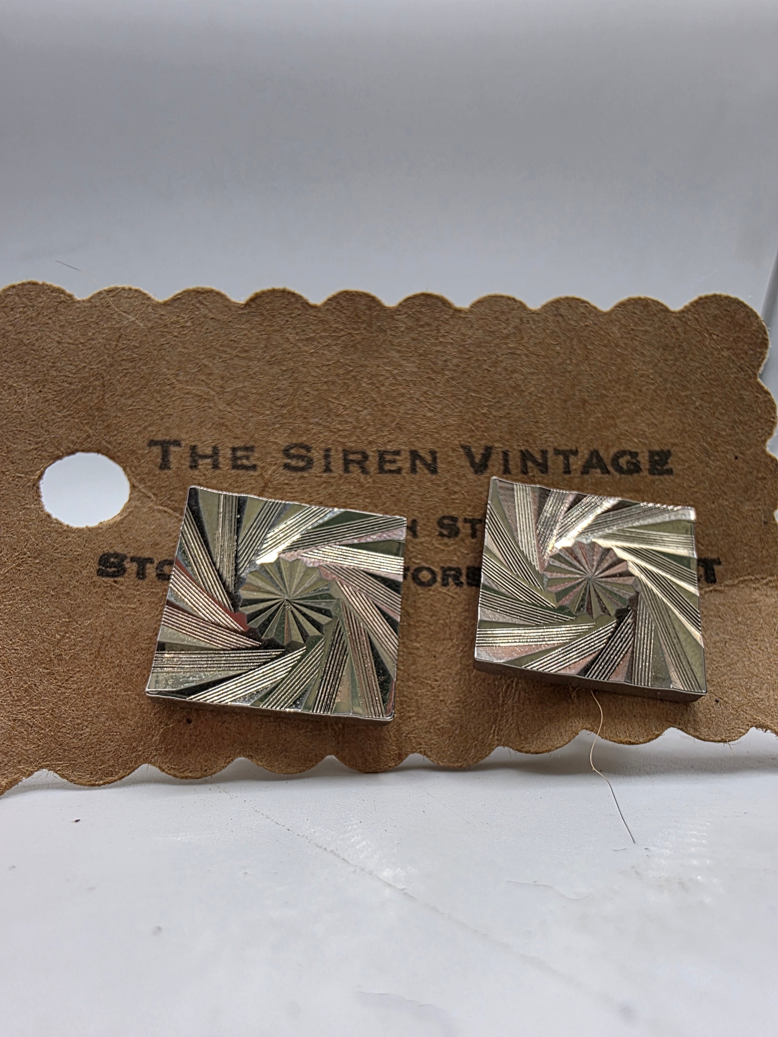 Vintage 1970s Silver tone geometric square cufflink