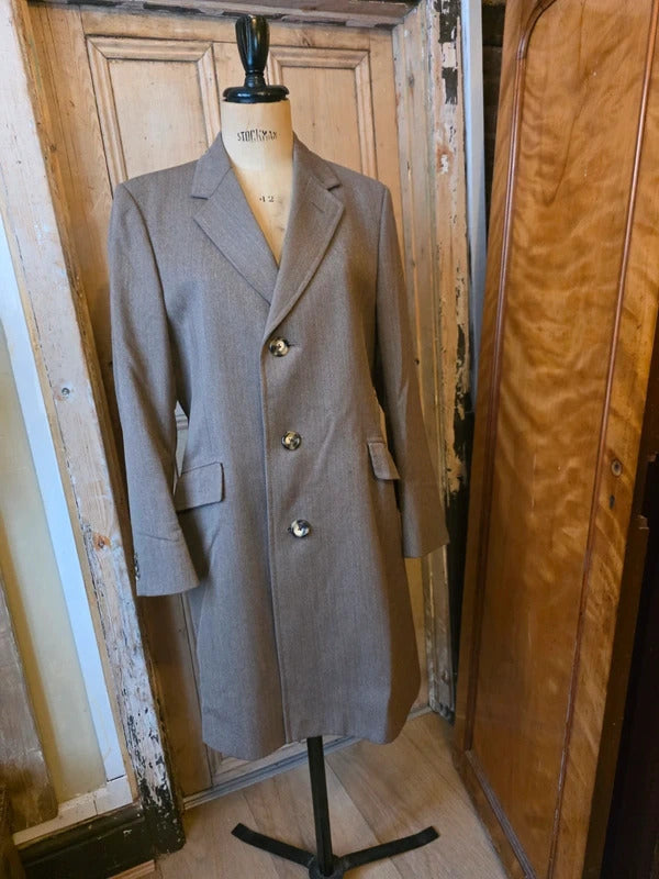Vintage 1960s single breasted worsted savil row style coat