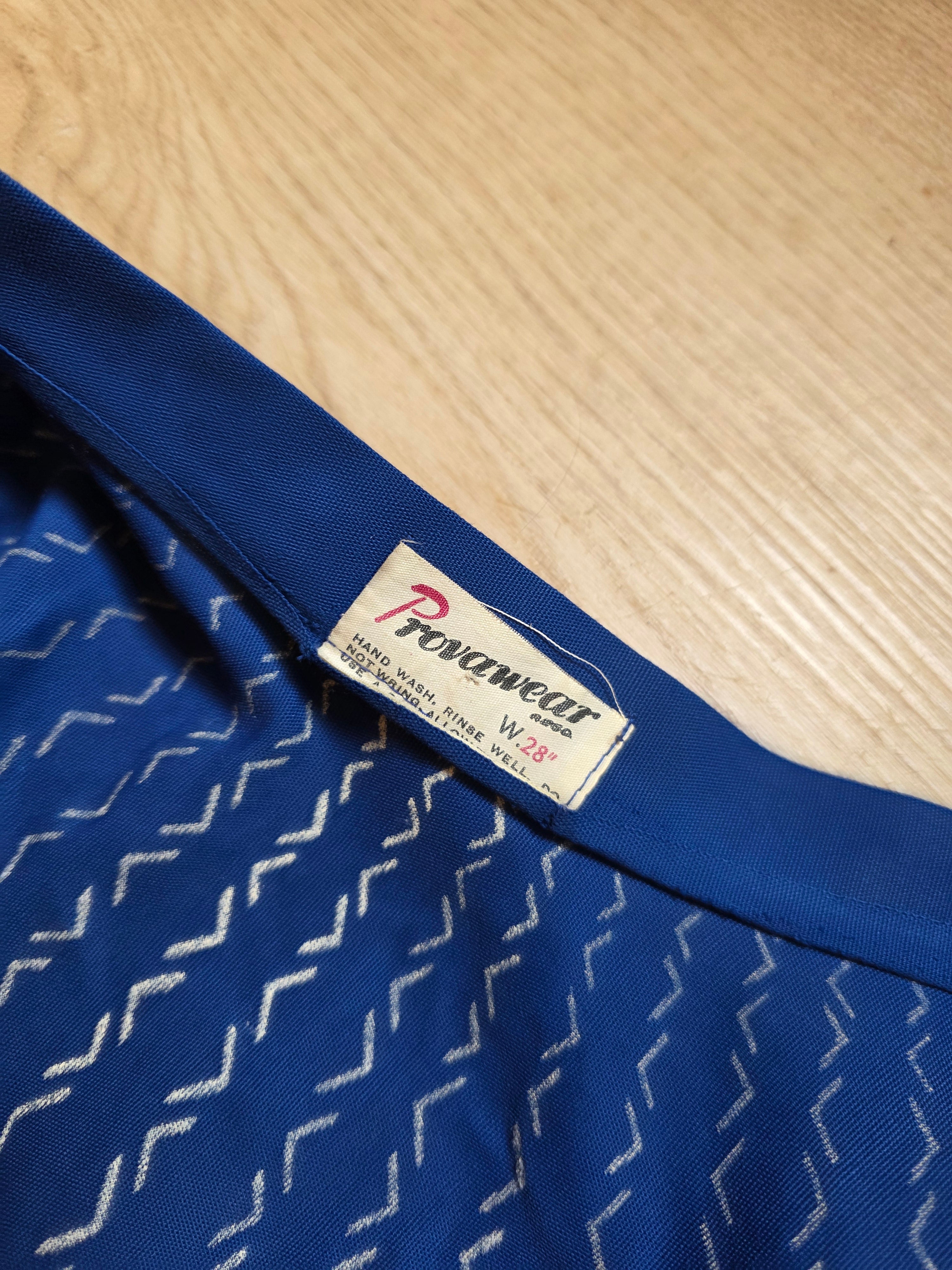 Vintage 1950s Woolfelt Novelty Skirt in Blue with Geometric Print by Provawear –