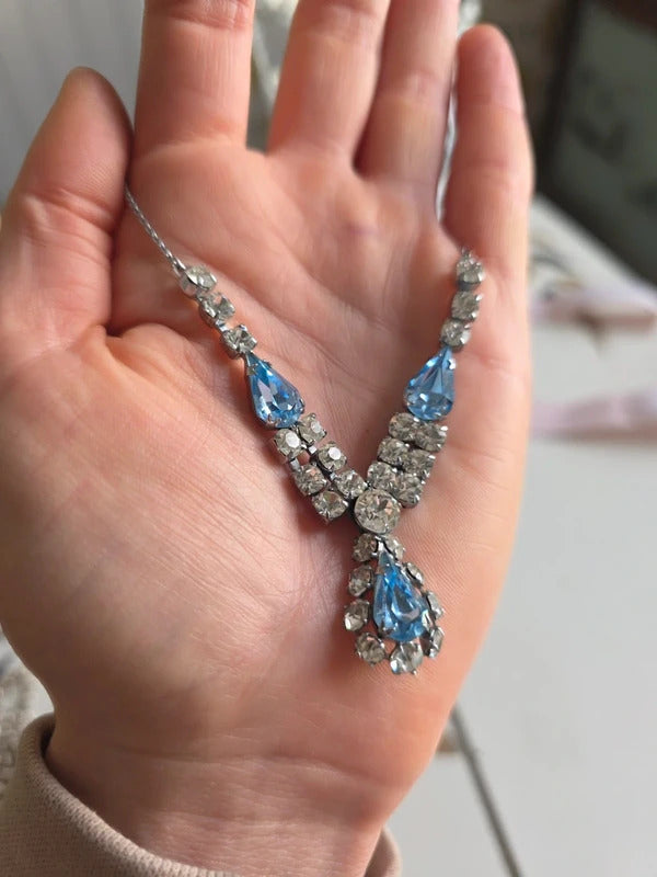 Vintage 1950s Blue Rhinestone Drop Necklace
Description: