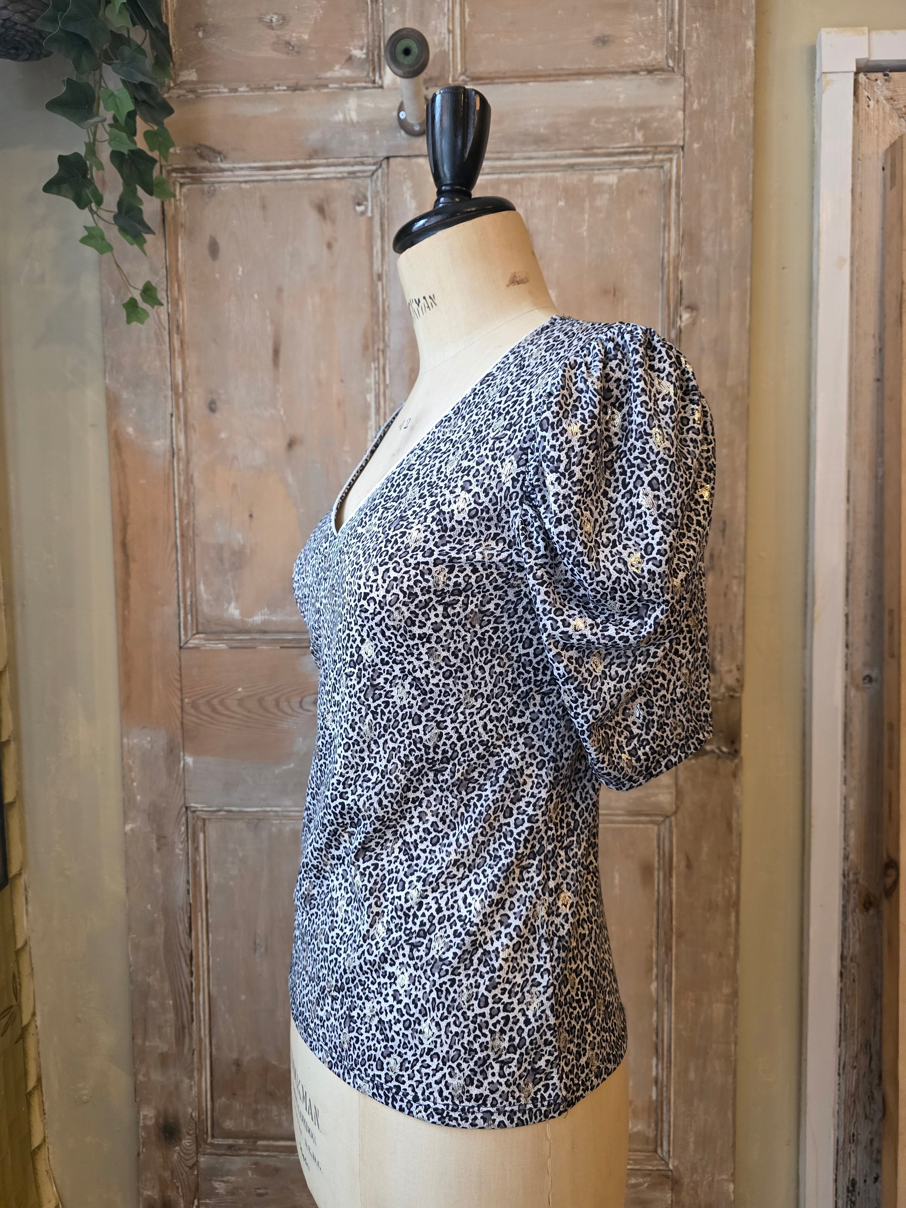 Vintage Y2K Morgan Leopard print blouse –  UK 12