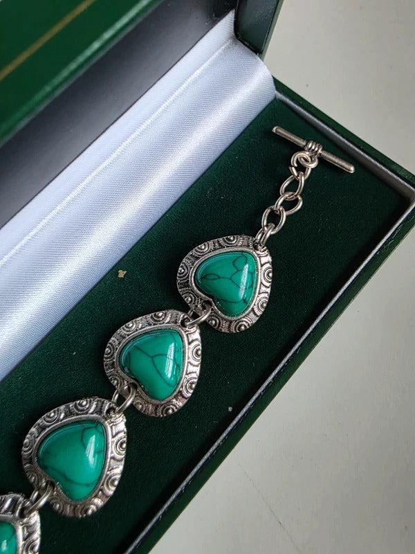 Vintage 1970s Western-Style Turquoise Look Bracelet