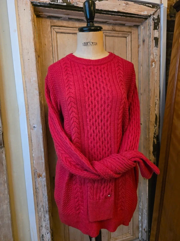 Vintage Y2K Wool Tommy Hilfiger Red knitted jumper