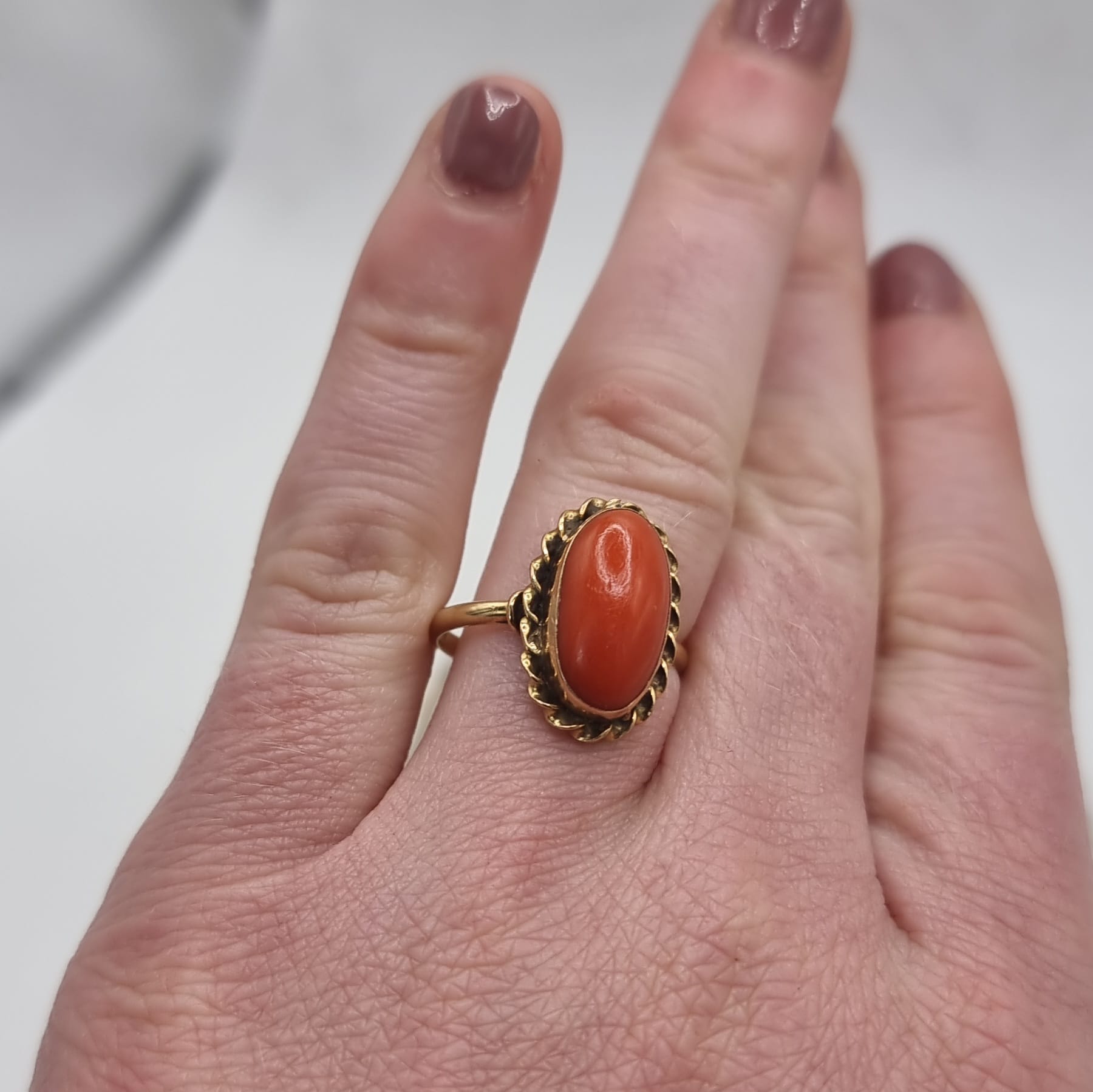 Vintage jewellery - Antique - Coral - Gold ring - 14ct