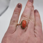 Load image into Gallery viewer, Vintage jewellery - Antique - Coral - Gold ring - 14ct
