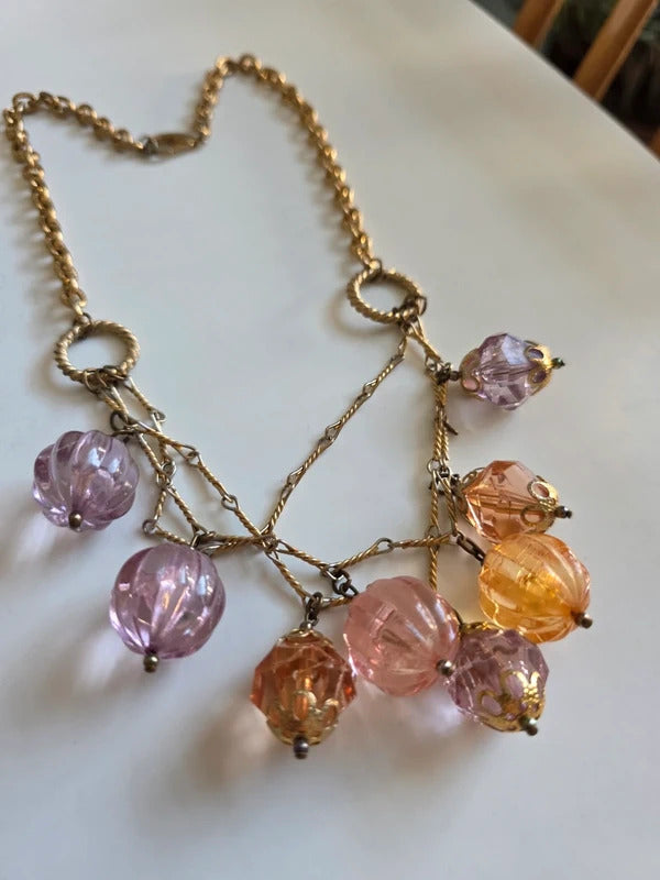 Vintage 1970s Moulded acrylic statement necklace