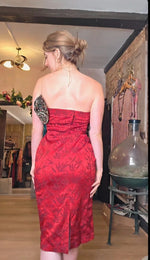 Load image into Gallery viewer, Vintage Y2K Red Jacquard Strapless Wiggle Dress | 1950s Style Bandeau Bodycon | Pinup | UK 10/12
