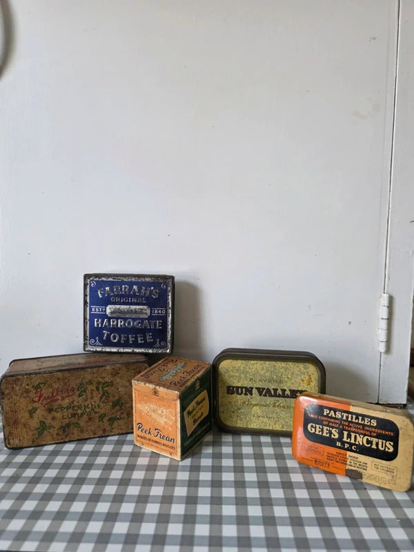 Vintage Advertising Tin Job Lot – Peek Frean, Boots, Farrah’s, Player’s Tobacco