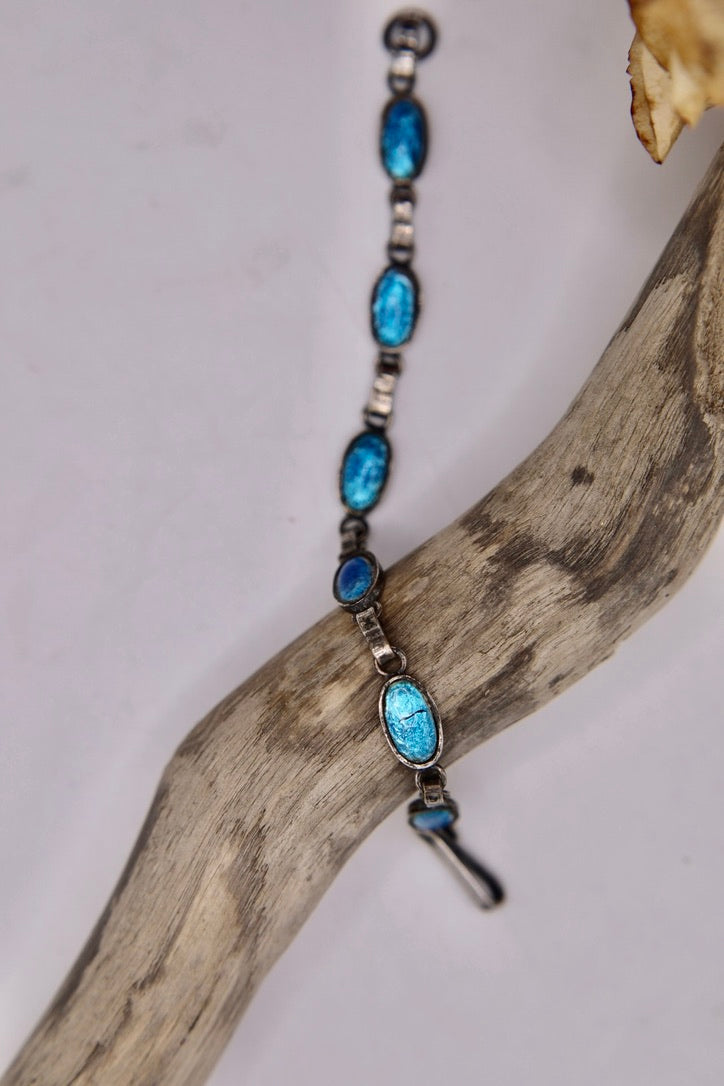 Vintage 1930s silver tone bracelet - foil back glass - blue