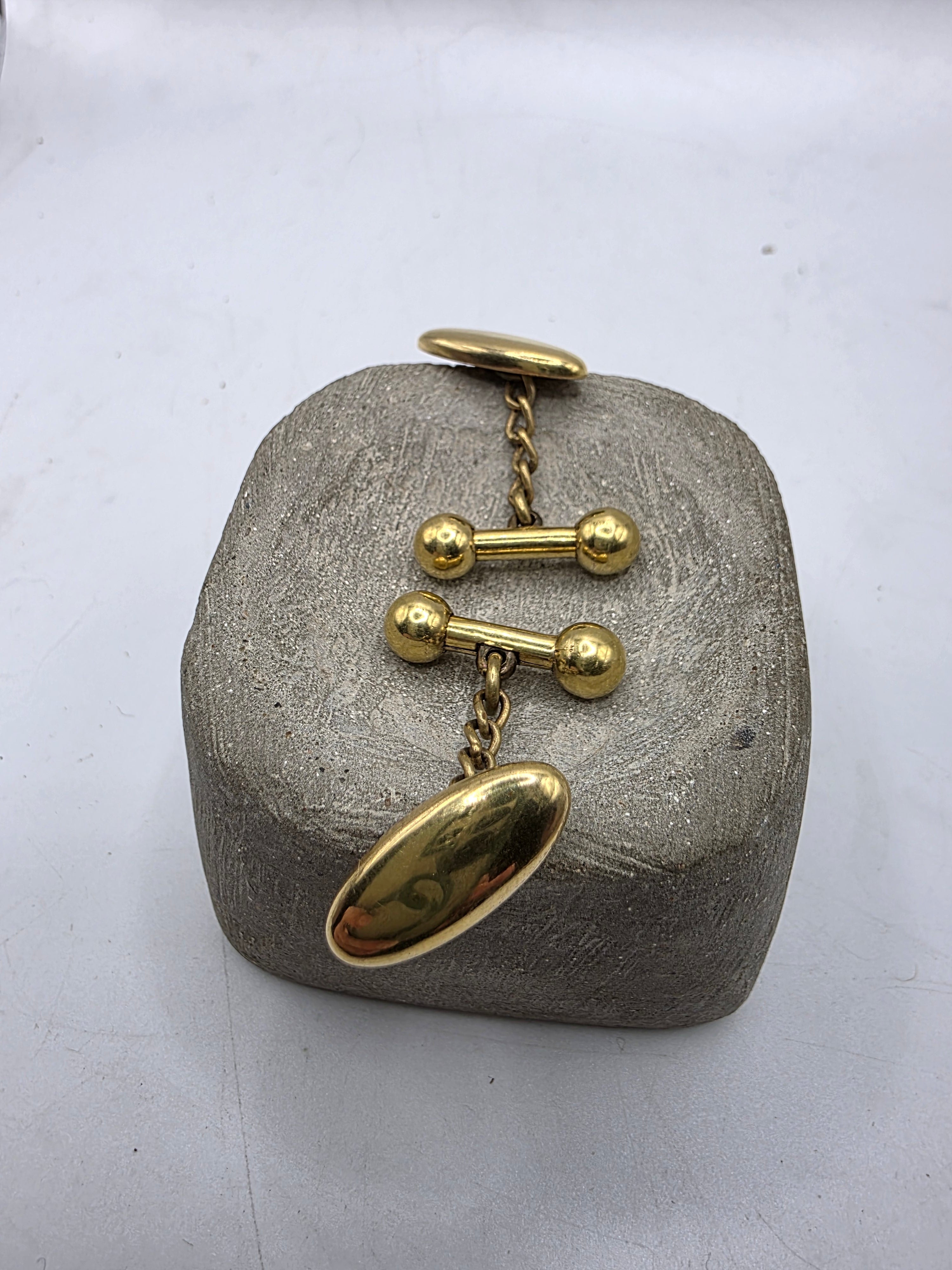 Vintage 1930s gold tone classic oval cufflinks