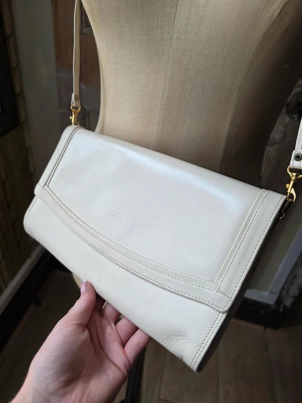 Vintage La Moda Style Cream Leather Shoulder Bag