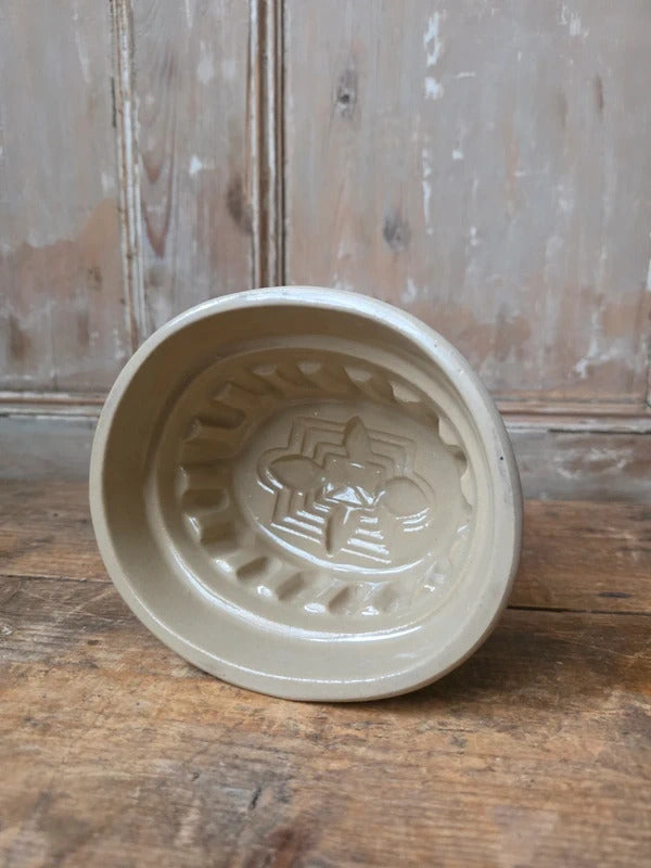 Victorian Stoneware Jelly Mould – Cream Glazed Pudding Mould – English Kitchenalia