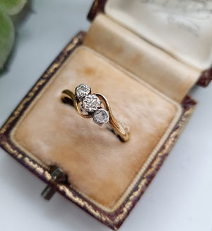Victorian vintage enagement diamond ring 