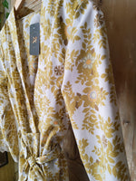 Load image into Gallery viewer, Vintage 1970s cotton kimono robe uk8-12
