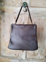 Load image into Gallery viewer, Vintage 1950s leather metal frame bag original
