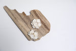 Load image into Gallery viewer, Vintage 1940s floral white bold clip on earrings
