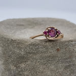 Load image into Gallery viewer, Antique 9ct ring - Red Tormaline - 1920s jewellery - vintage gold ring
