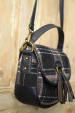 Load image into Gallery viewer, Deadstock Vintage Dents purple plaid mod style tassel bag,
