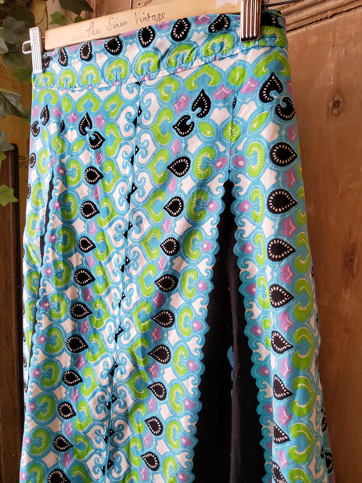 Vintage 1970s original cotton novelty maxi skirt.