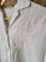 Load image into Gallery viewer, Vintage 1950s silk embroidered blouse button down
