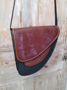 Vintage 1970s leather skin bag original satchel