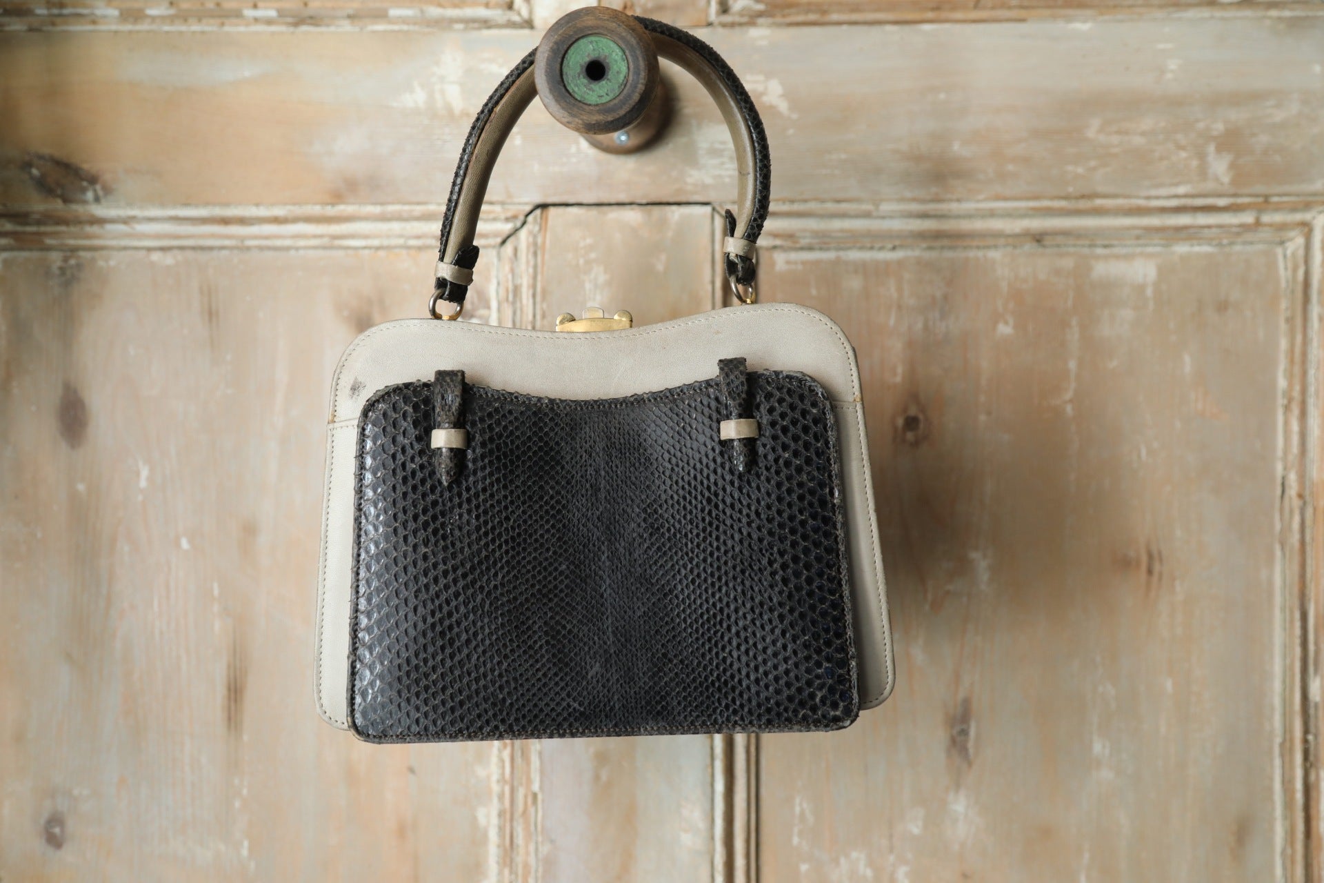 Vintage handbag, vintage bag, vintage 40s purse, 1940s classic, leather bag