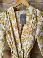 Load image into Gallery viewer, Vintage 1970s cotton kimono robe uk8-12
