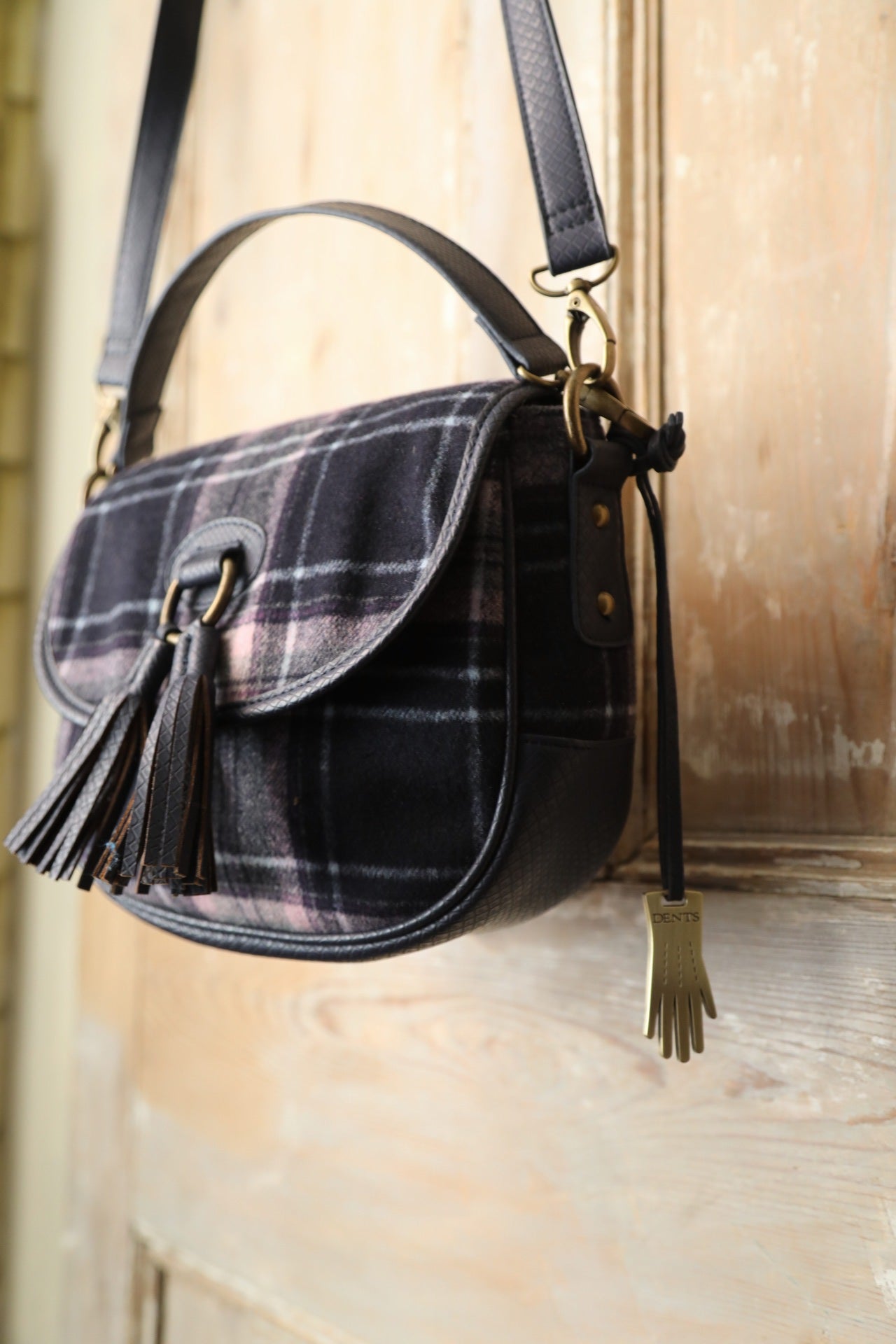 Deadstock Vintage Dents purple plaid mod style tassel bag,