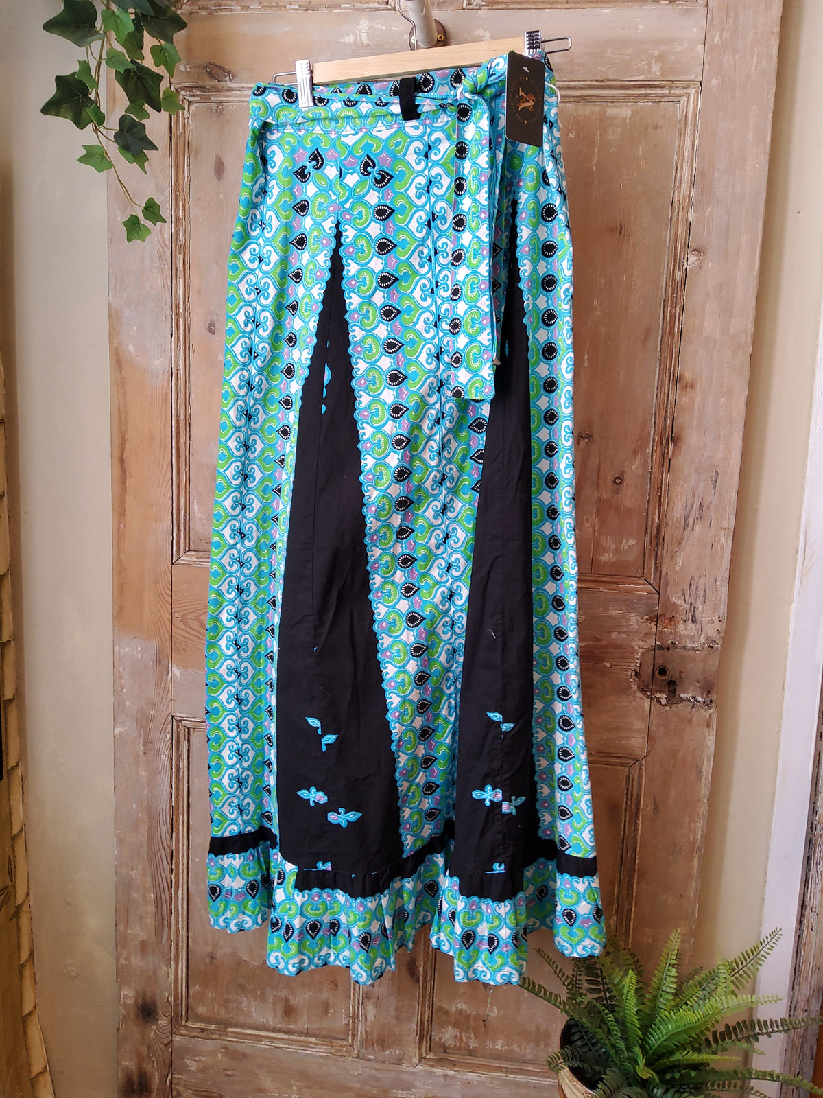 Vintage 1970s original cotton novelty maxi skirt.