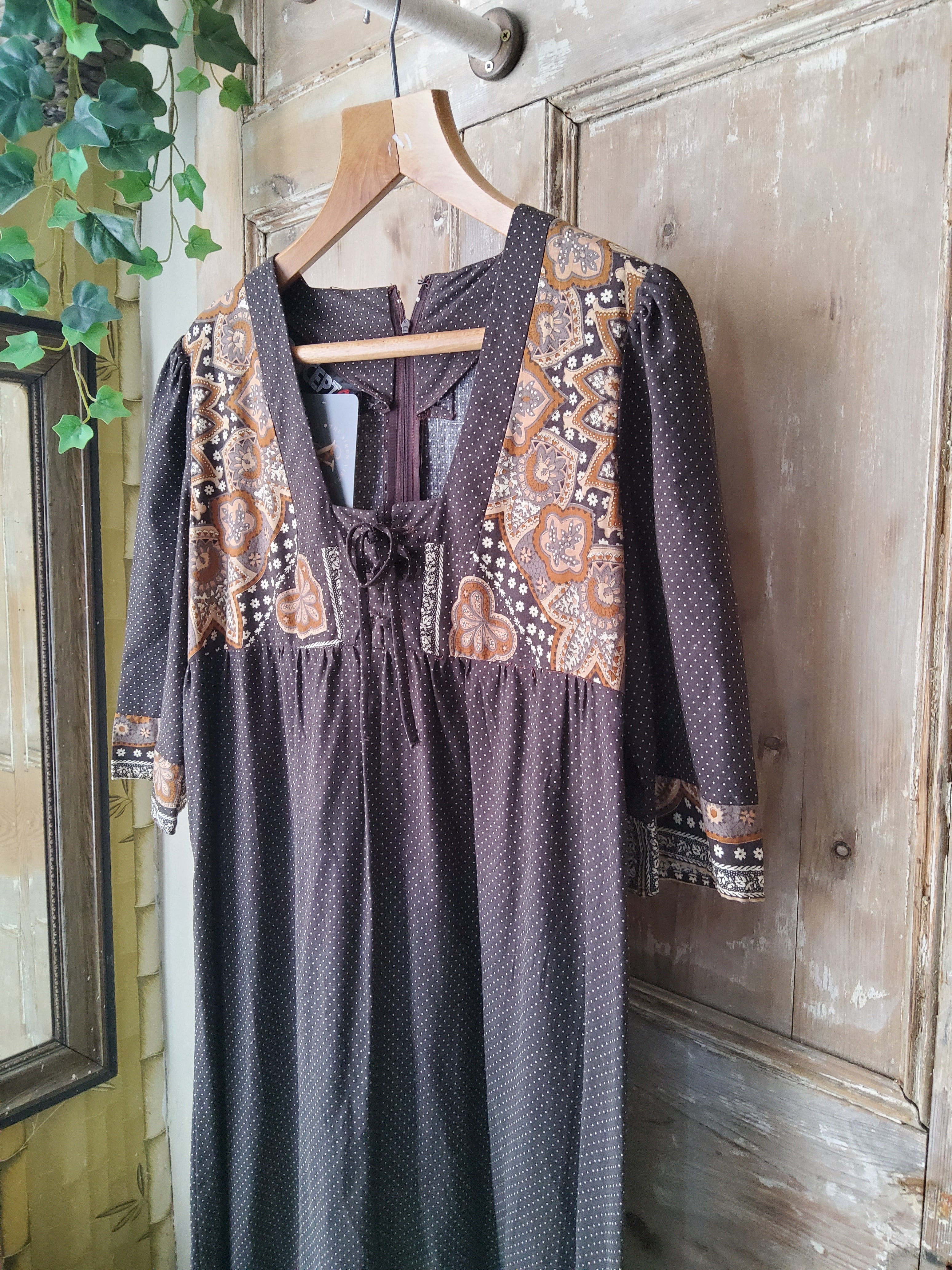 Vintage 1970s Maxi Dress Concept 2 Original cotton. UK8